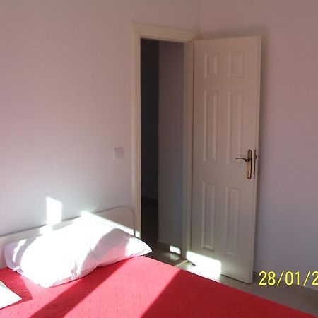 Apartments Perdijic Nemira Омиш Экстерьер фото