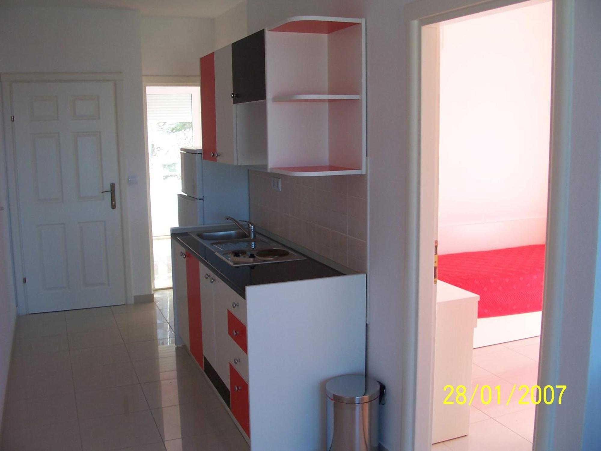 Apartments Perdijic Nemira Омиш Экстерьер фото
